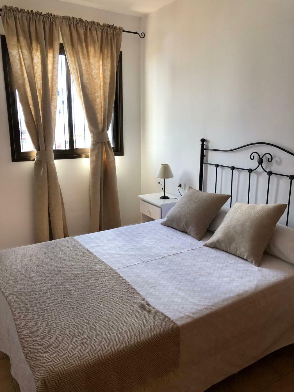 Apartamentos Ajabo Adeje Costa Adeje Dış mekan fotoğraf